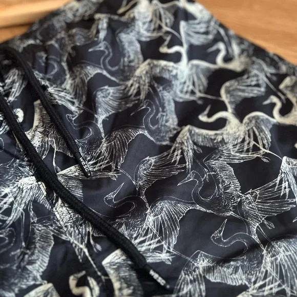 WESC SHORTS (s) - Picture 3 of 7